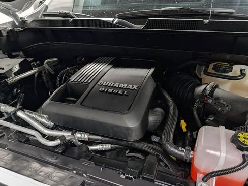 Used 2026 Chevrolet Silverado 1500 RST w/ Z71 Off-Road Package image 32