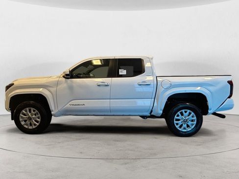 New 2026 Toyota Tacoma SR5 RWD image 2