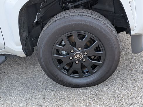 Used 2024 Toyota Tacoma SR5 RWD image 11