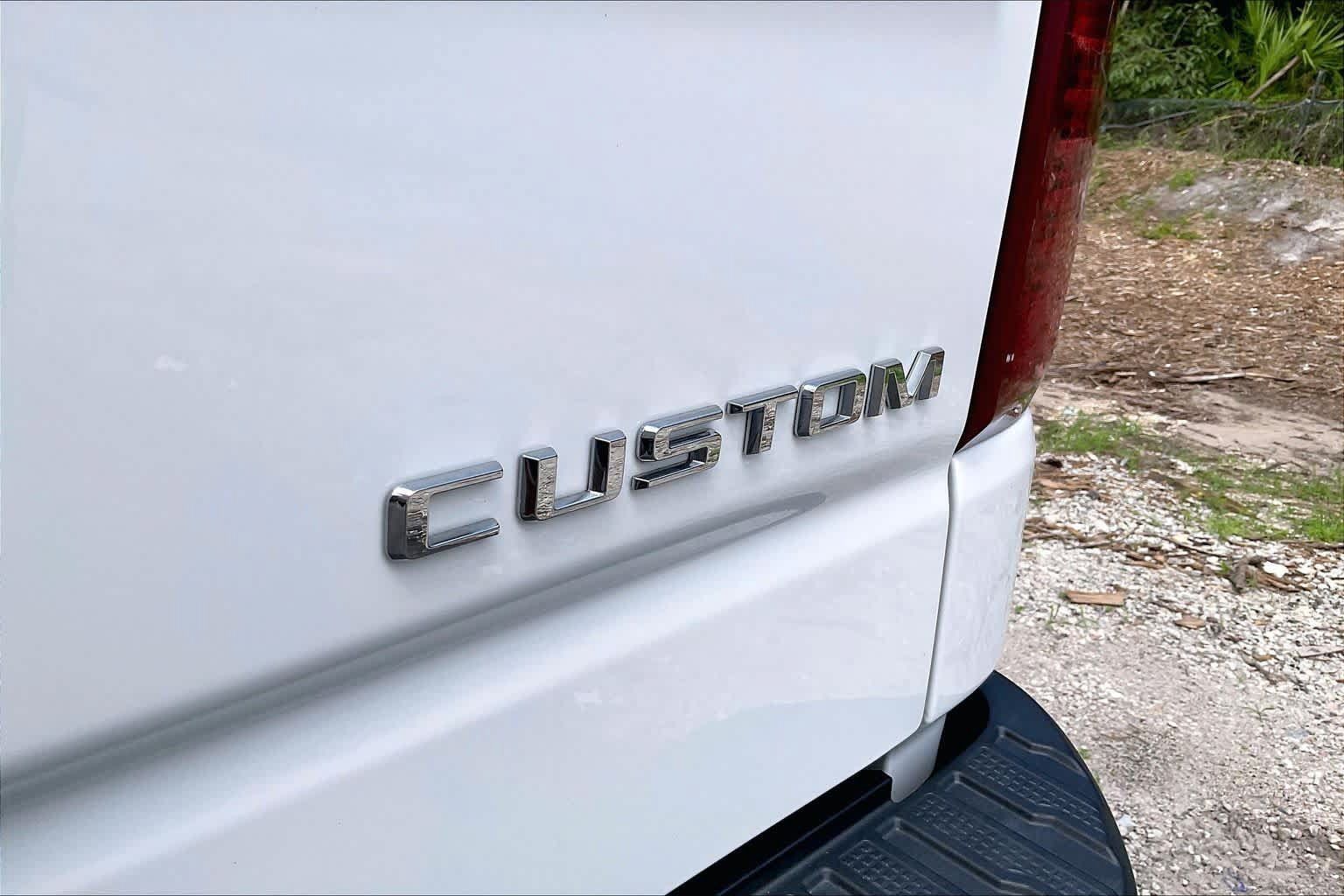 Used 2022 Chevrolet Silverado 1500 Custom Trail Boss AWD/4WD image 9
