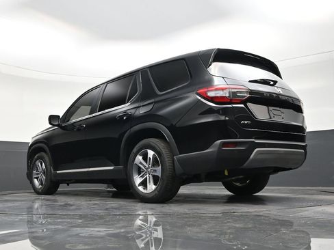 Used 2025 Honda Pilot EX-L image 23