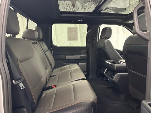 Used 2025 Ford F150 Lariat w/ Equipment Group 501A Mid image 54