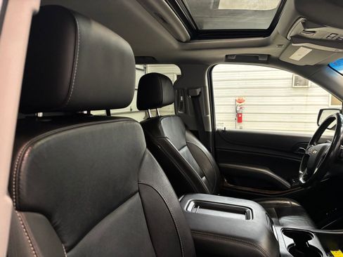 Used 2018 Chevrolet Tahoe LT w/ Luxury Package image 29