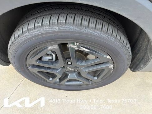 Used 2024 Kia Telluride EX X-Line AWD/4WD image 4