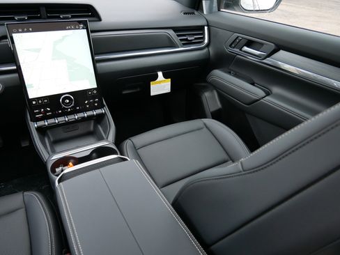 New 2026 GMC Terrain Elevation w/ Elevation Premium Package image 15