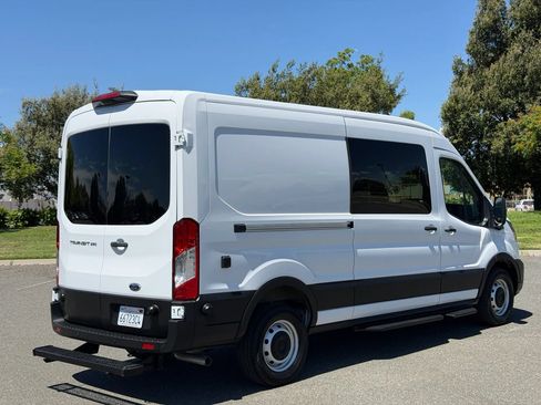Used 2024 Ford Transit 250 148 Medium Roof RWD image 5