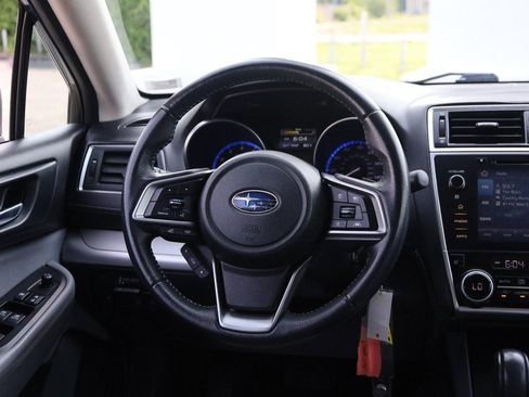 Used 2019 Subaru Outback 2.5i Premium w/ Popular Package #2 AWD/4WD image 23