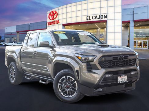 Certified 2024 Toyota Tacoma TRD Sport image 1