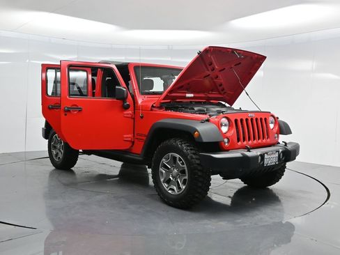 Used 2015 Jeep Wrangler Unlimited Sport image 42
