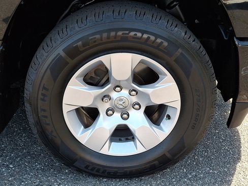 Used 2023 RAM 1500 Big Horn AWD/4WD image 7