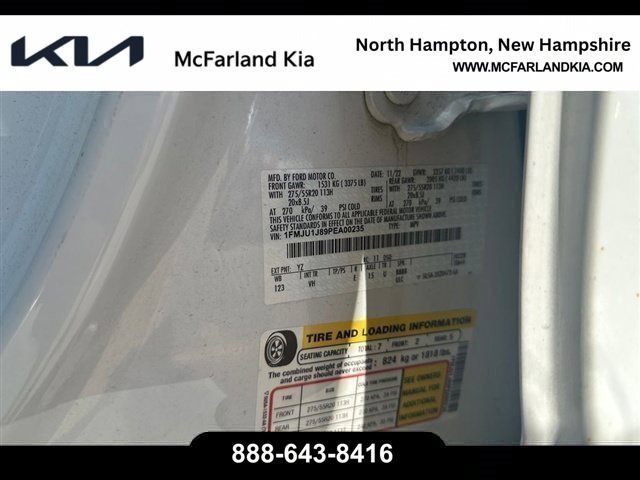 Used 2023 Ford Expedition XLT AWD/4WD image 34