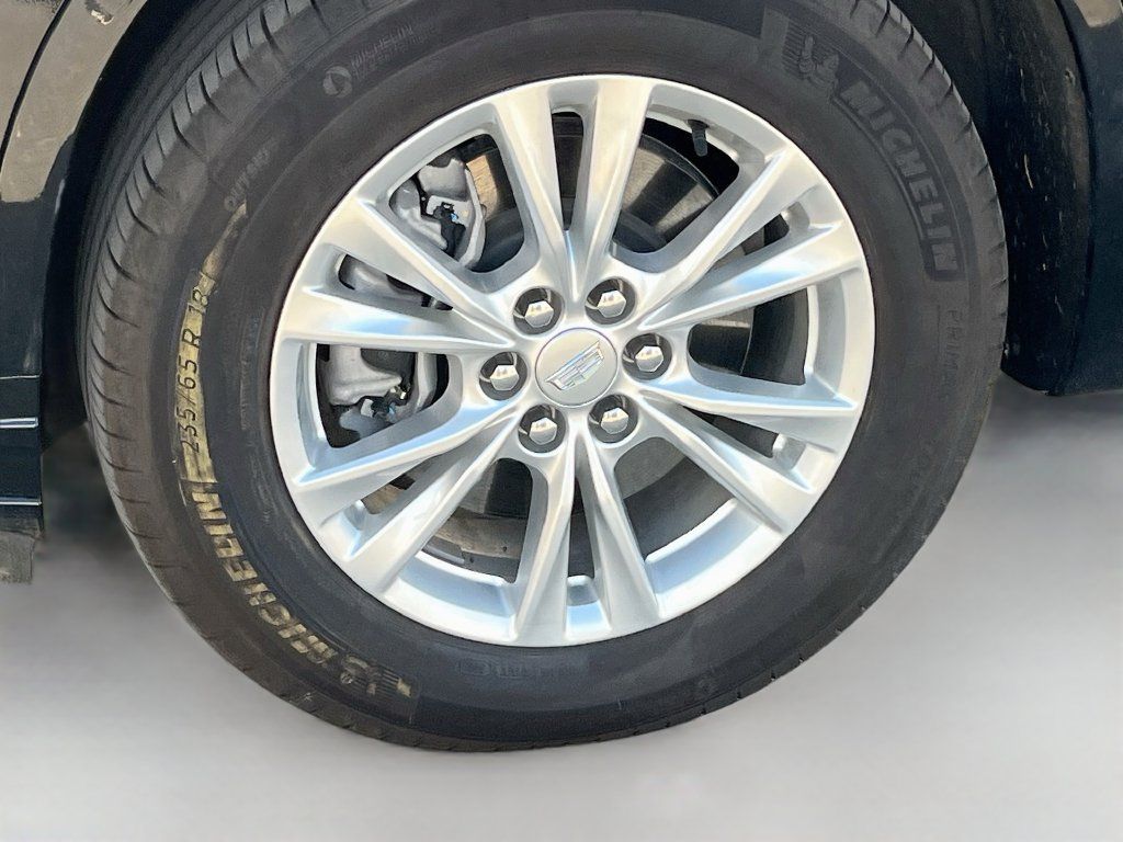 Used 2025 Cadillac XT6 Luxury FWD image 34