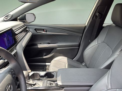 Used 2025 Toyota Camry XSE w/ Premium Plus Package FWD image 13
