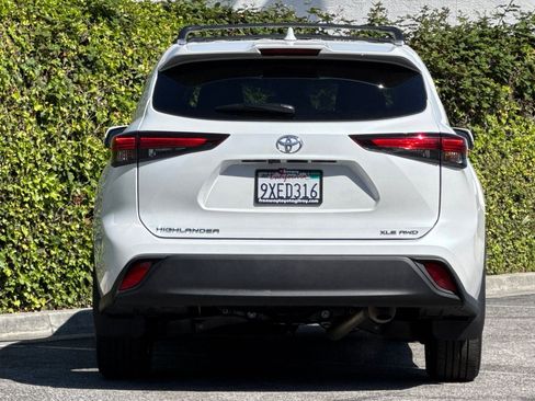 Used 2026 Toyota Highlander XLE AWD/4WD image 5