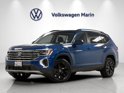 Used 2026 Volkswagen Atlas SE w/ Panoramic Sunroof Package AWD/4WD image 1