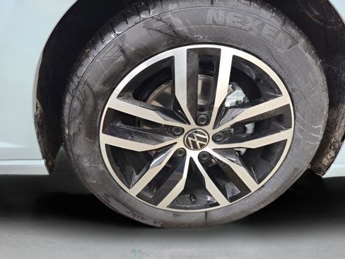 New 2026 Volkswagen Jetta SE FWD image 25