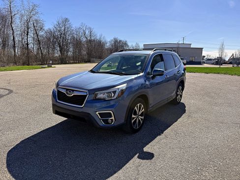 Used 2020 Subaru Forester Limited image 5
