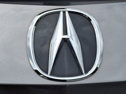 Used 2023 Acura MDX SH-AWD w/ Technology Package image 9