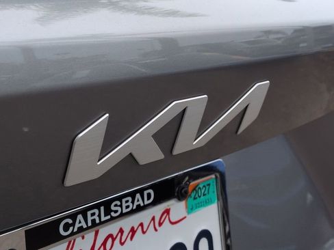 Used 2022 Kia Sorento S FWD image 32