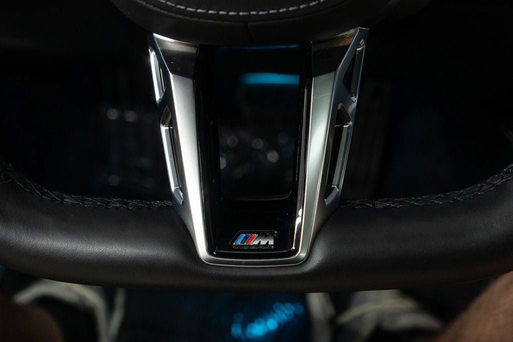 Used 2026 BMW 740i xDrive AWD/4WD image 19