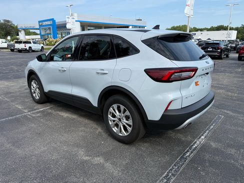 Used 2025 Ford Escape Active AWD/4WD image 7