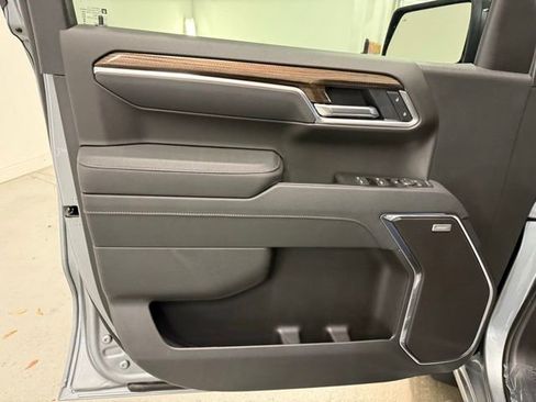 New 2026 Chevrolet Silverado 1500 RST w/ RST All Star Premium Package AWD/4WD image 13