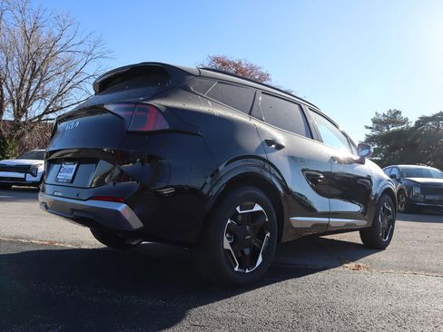 New 2026 Kia Sportage SX image 8
