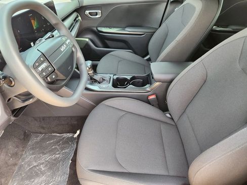 New 2026 Kia K4 LXS image 9