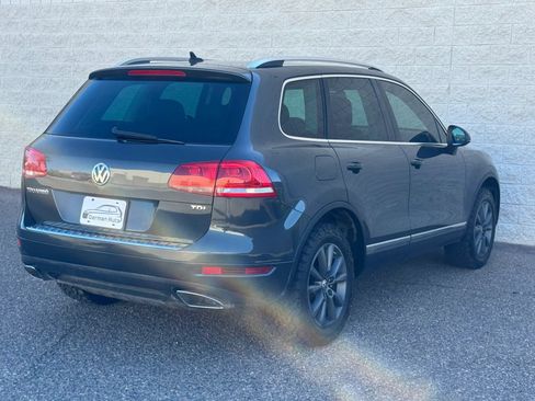 Used 2013 Volkswagen Touareg Sport AWD/4WD image 4