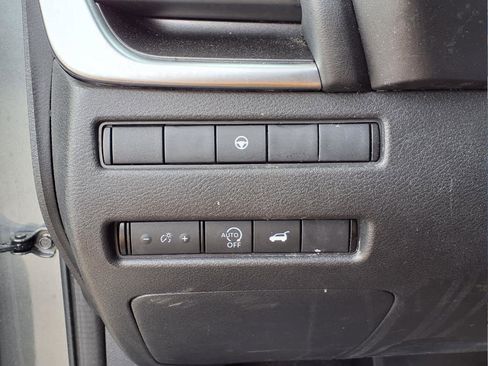 Used 2024 Nissan Rogue SV image 14