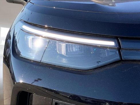 Certified 2026 Volkswagen Tiguan S FWD image 28