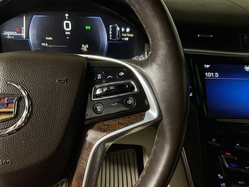 Used 2014 Cadillac XTS Premium FWD image 30