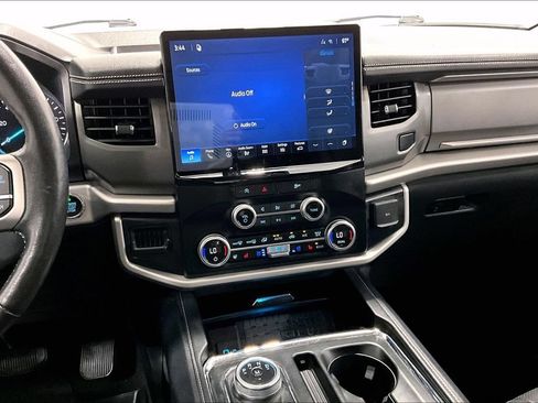 Used 2024 Ford Expedition Max XLT RWD image 7