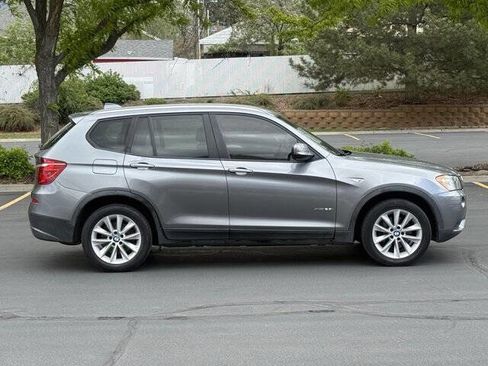 Used 2014 BMW X3 xDrive28i w/ Lighting Package AWD/4WD image 3