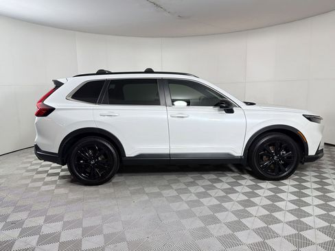 Used 2024 Honda CR-V Sport Touring image 8