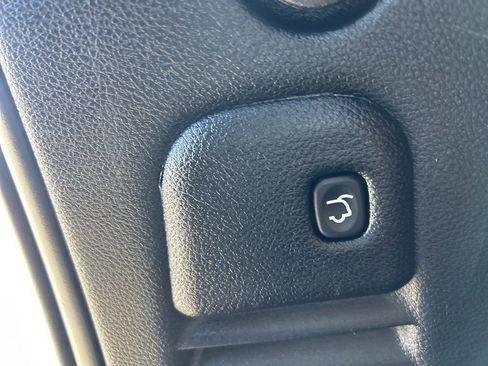 Used 2024 Dodge Durango GT image 30