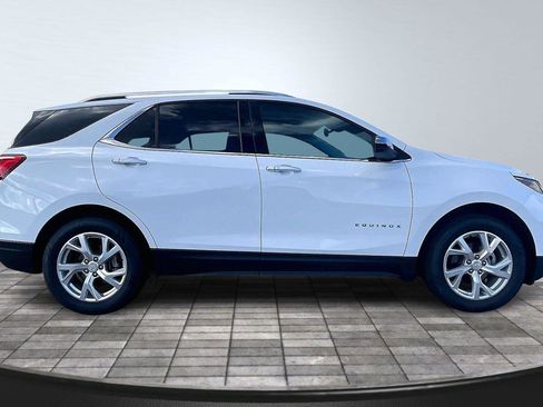 Certified 2018 Chevrolet Equinox Premier image 16