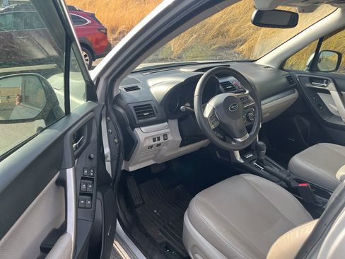 Used 2015 Subaru Forester 2.5i Touring w/ Eyesight & Navigation System AWD/4WD image 7