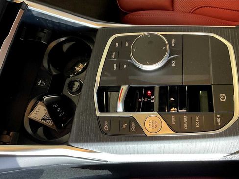 Certified 2025 BMW 330i Sedan w/ Premium Package image 12