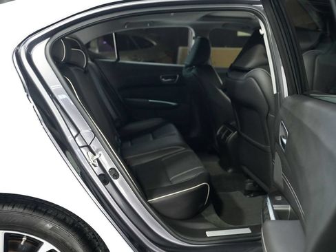 Used 2018 Acura TLX w/ Technology Package FWD image 33