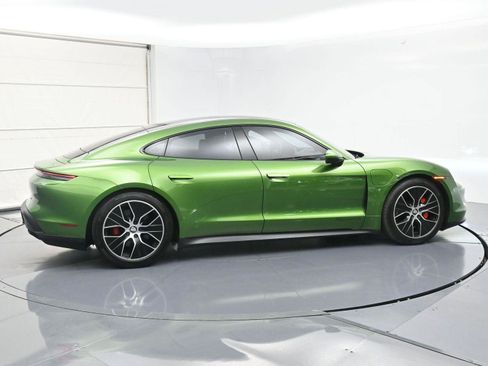 Used 2020 Porsche Taycan 4S image 38