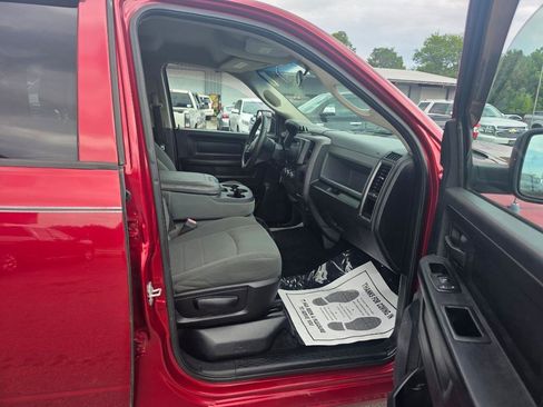 Used 2013 RAM 1500 Express RWD image 9