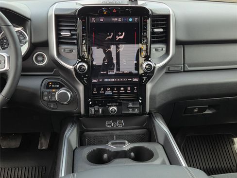 New 2026 RAM 1500 Big Horn AWD/4WD image 10