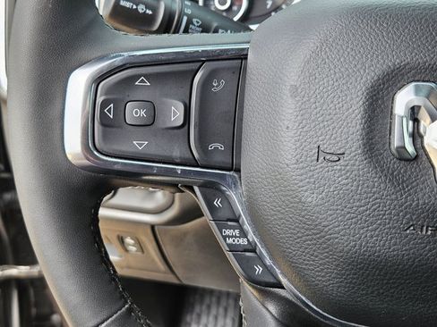 Used 2026 RAM 1500 Laramie AWD/4WD image 16