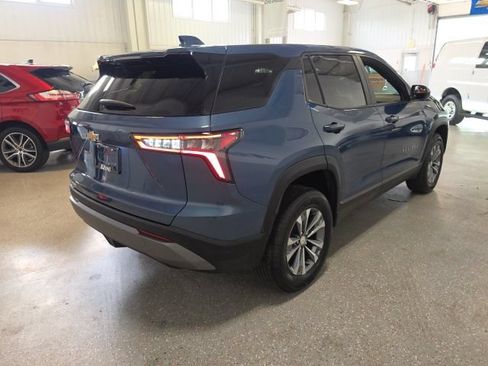 Certified 2025 Chevrolet Equinox LT FWD image 6