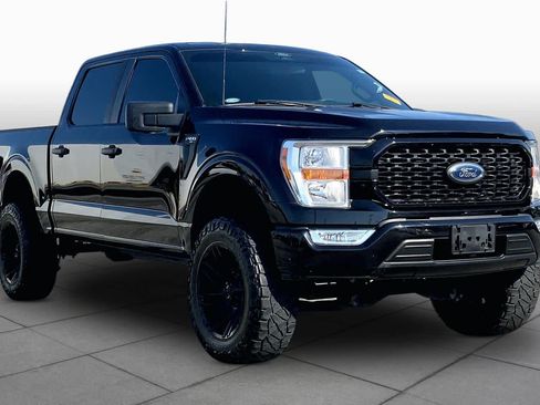 Used 2022 Ford F150 XL w/ STX Appearance Package RWD image 3