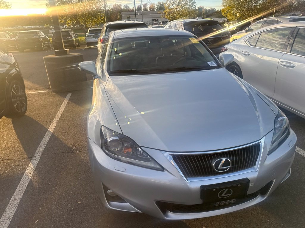 Used 2011 Lexus IS 350 AWD w/ Luxury Plus Value Edition image 14