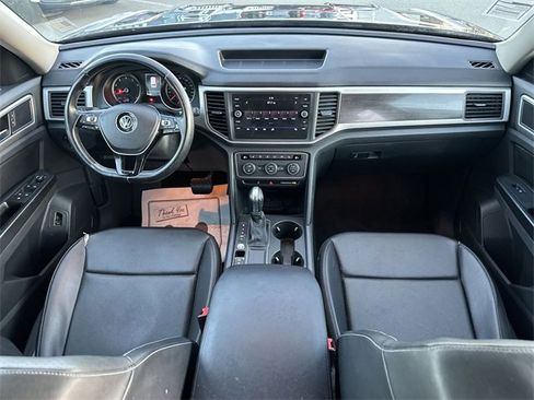 Used 2018 Volkswagen Atlas SE image 30