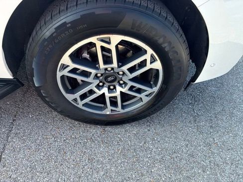 Used 2025 Ford Expedition Max Active RWD image 24