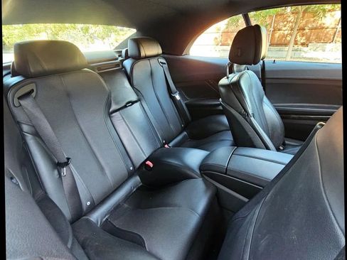 Used 2012 BMW 650i Convertible image 29